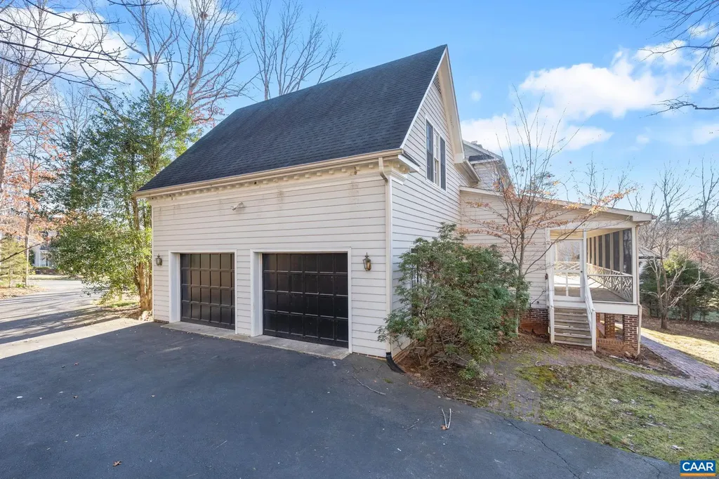 3383 Marsden Point Keswick VA 22947