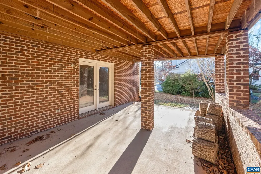 3383 Marsden Point Keswick VA 22947