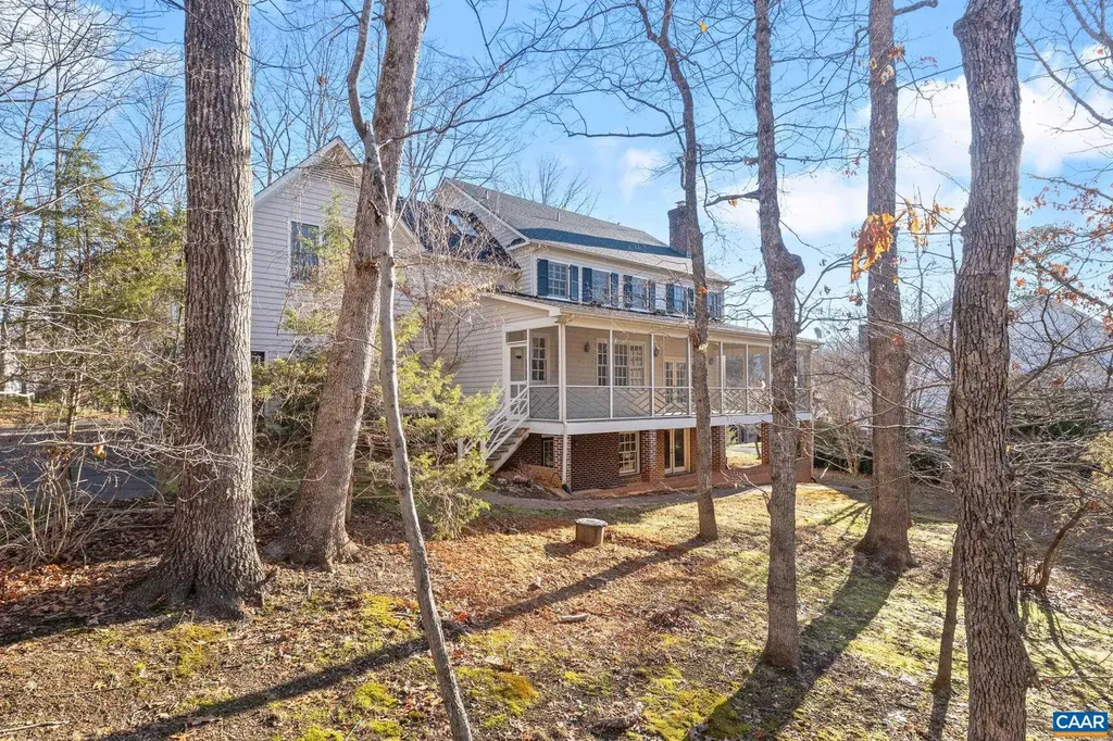 3383 Marsden Point Keswick VA 22947