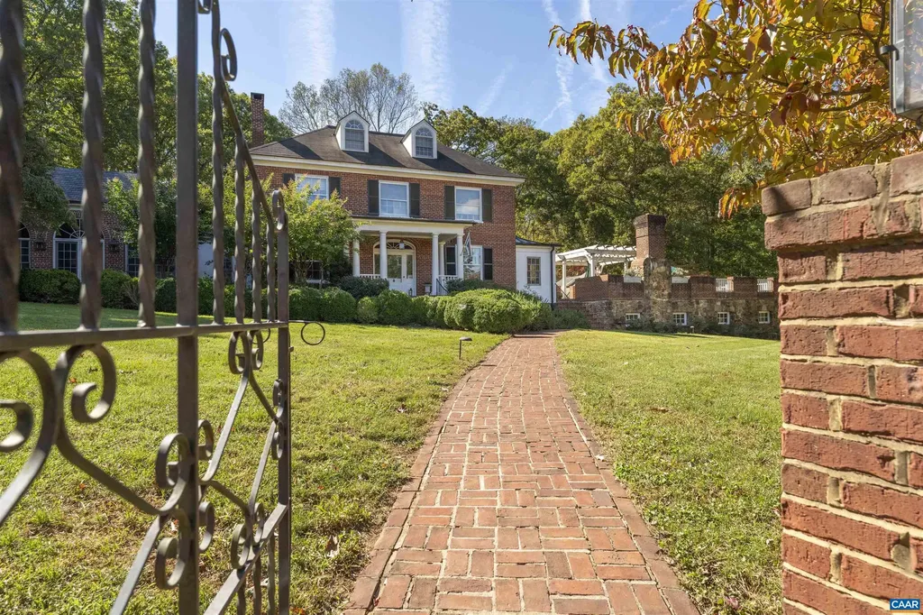 4035 Edge Valley Road North Garden VA 22959