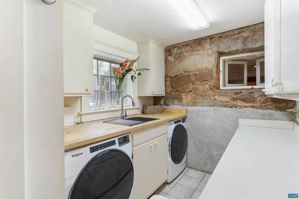 4035 Edge Valley Road North Garden VA 22959