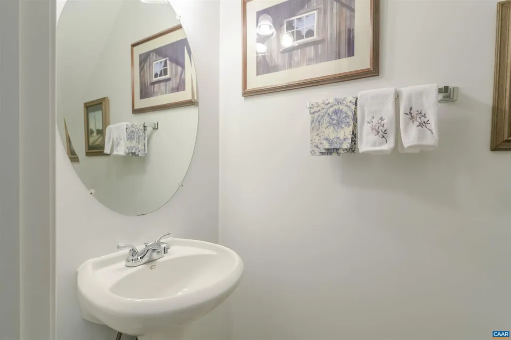 1202 Stonegate Way Crozet VA 22932