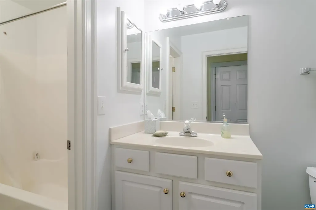 1202 Stonegate Way Crozet VA 22932