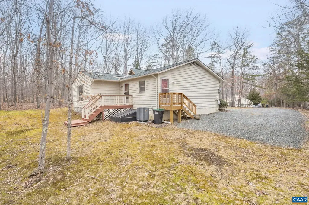 22 Bridlewood Drive Palmyra VA 22963