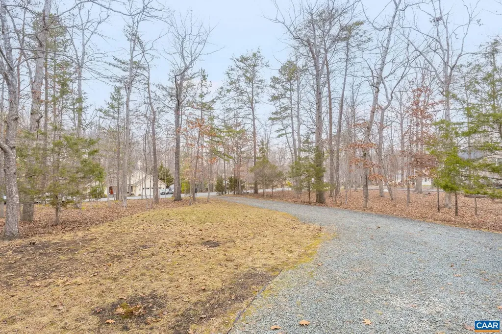 22 Bridlewood Drive Palmyra VA 22963