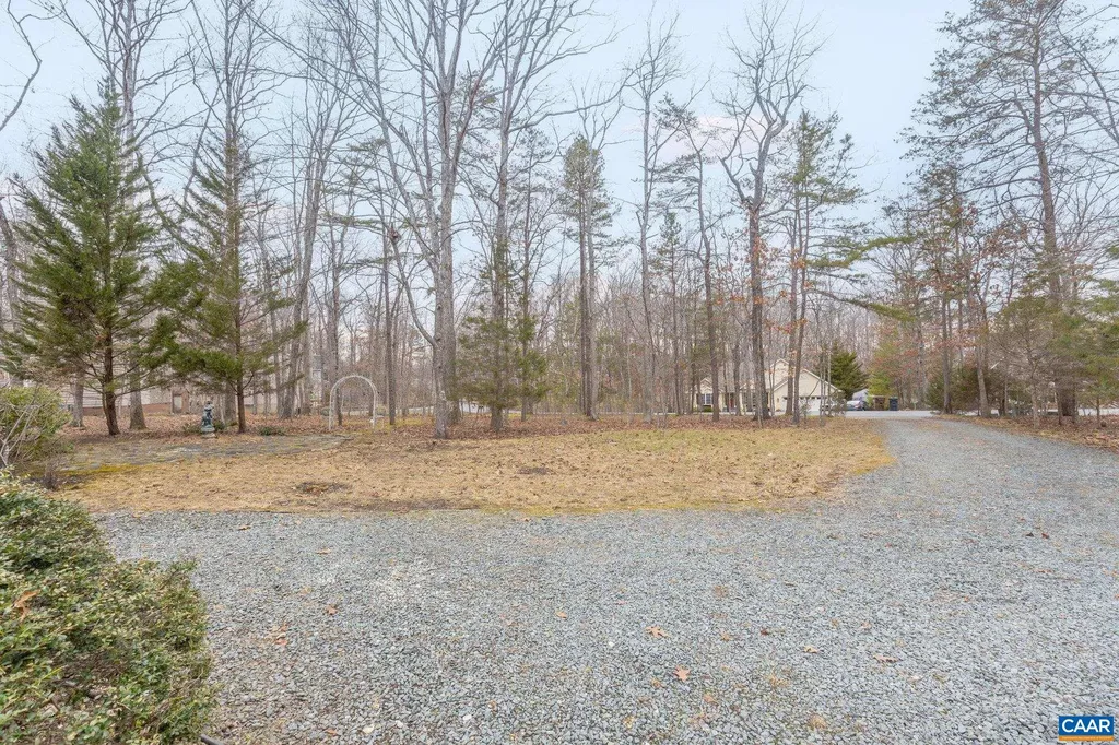 22 Bridlewood Drive Palmyra VA 22963