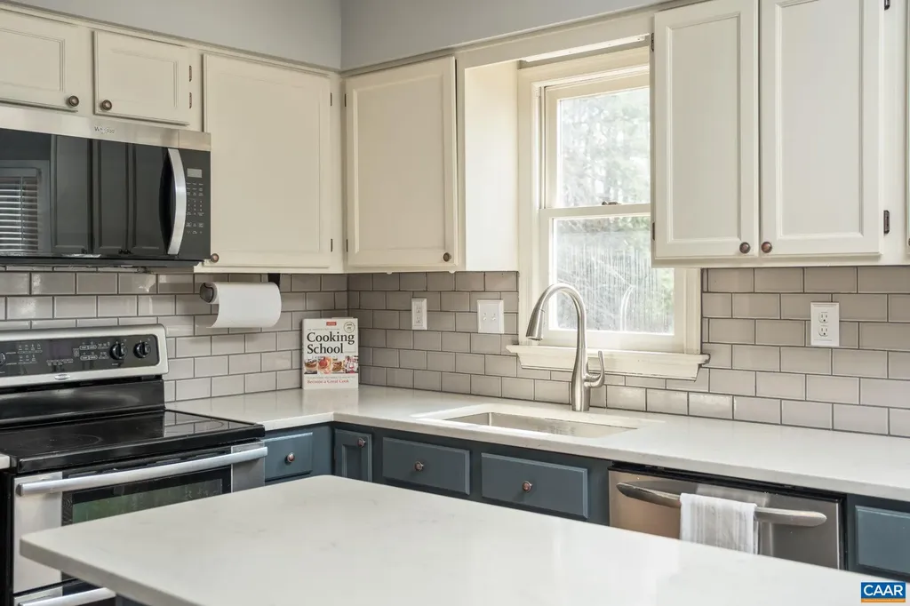 1143 Raintree Drive Charlottesville VA 22901