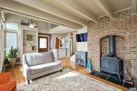 428 Maple Avenue Waynesboro VA 22980