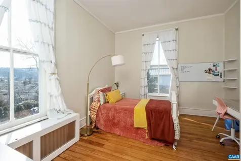 428 Maple Avenue Waynesboro VA 22980