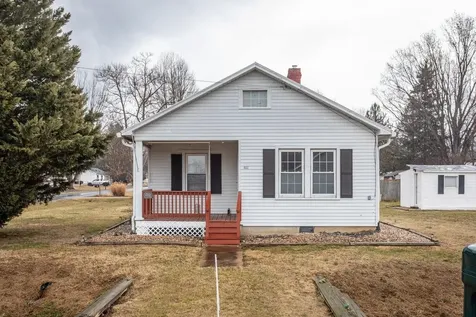 802 Cherry Avenue Grottoes VA 24441