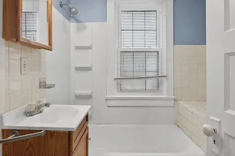 802 Cherry Avenue Grottoes VA 24441