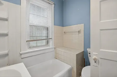 802 Cherry Avenue Grottoes VA 24441