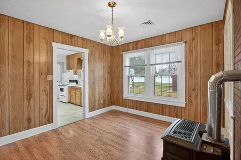 802 Cherry Avenue Grottoes VA 24441