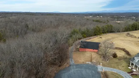 577 Hammond Lane Staunton VA 24401