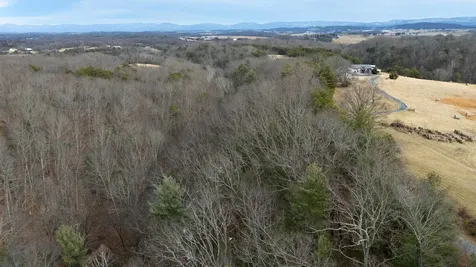 577 Hammond Lane Staunton VA 24401