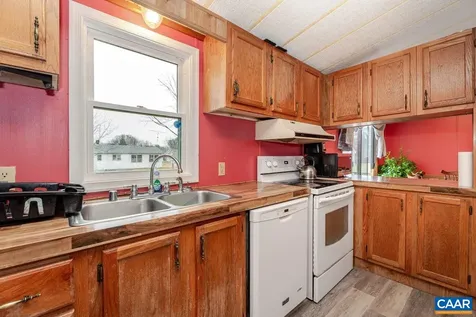 608 5th Street Grottoes VA 24441