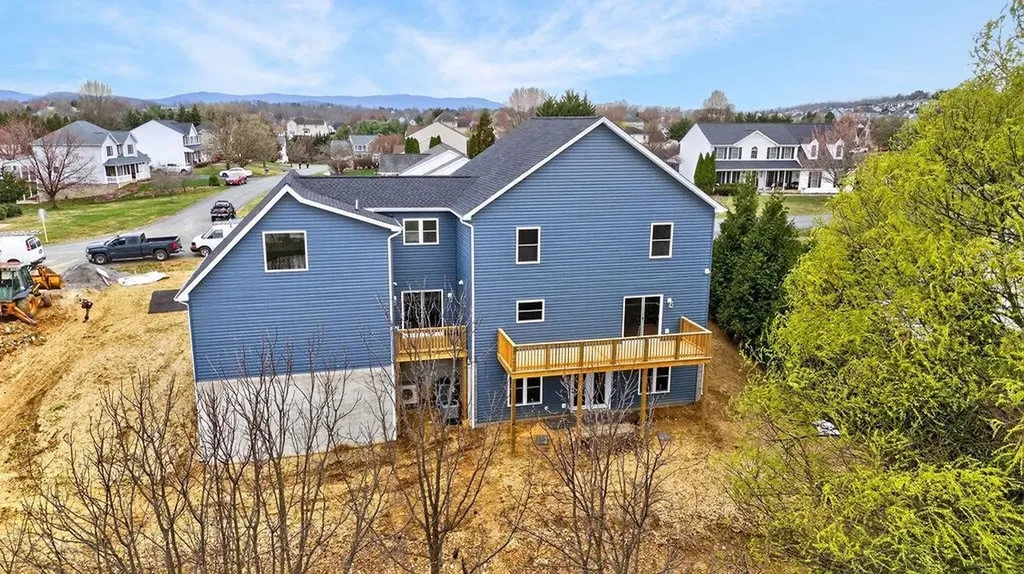 63 Victoria Drive Fishersville VA 22939