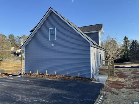 200 Robin Hood Road Staunton VA 24401