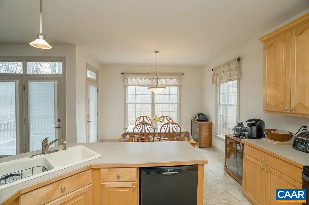 665 Fox Hollow Lane Palmyra VA 22963