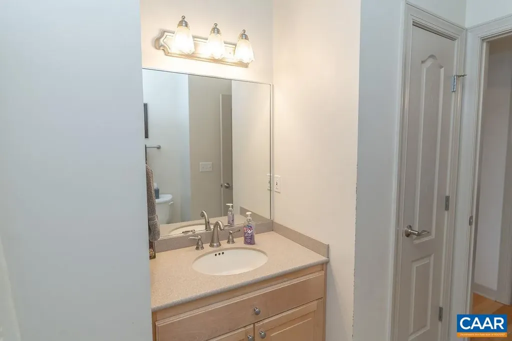 665 Fox Hollow Lane Palmyra VA 22963