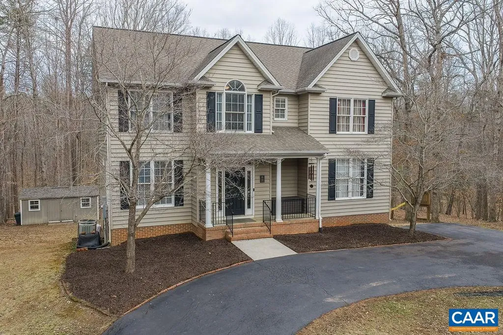 665 Fox Hollow Lane Palmyra VA 22963