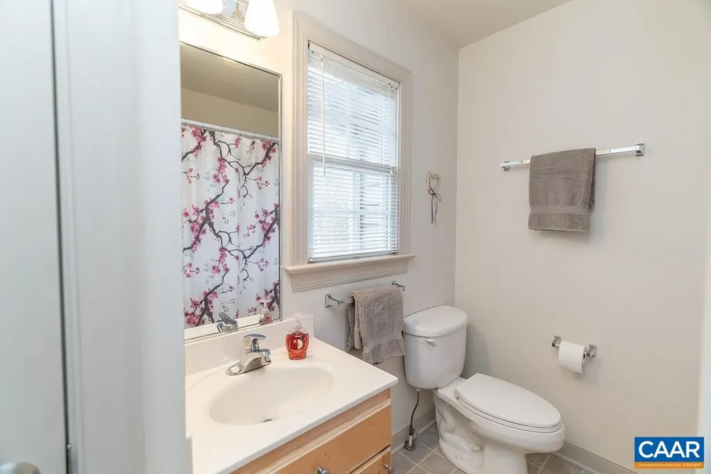 665 Fox Hollow Lane Palmyra VA 22963