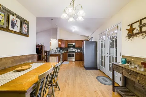 1447 Mandolin Avenue Grottoes VA 24441