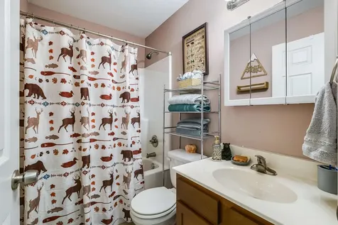 1447 Mandolin Avenue Grottoes VA 24441