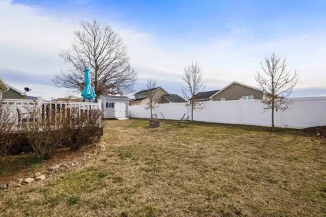 1447 Mandolin Avenue Grottoes VA 24441
