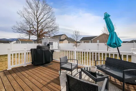 1447 Mandolin Avenue Grottoes VA 24441