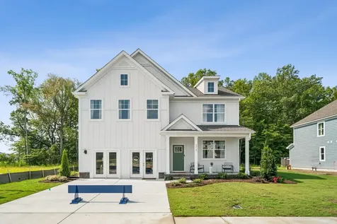 540 Summercrest Avenue Waynesboro VA 22980