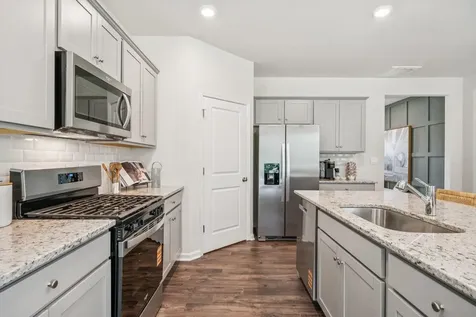 540 Summercrest Avenue Waynesboro VA 22980