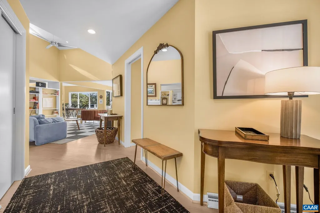 5498 Wyant Lane Charlottesville VA 22903