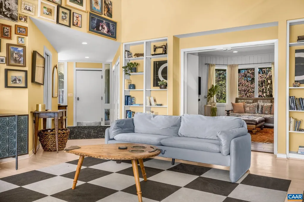 5498 Wyant Lane Charlottesville VA 22903