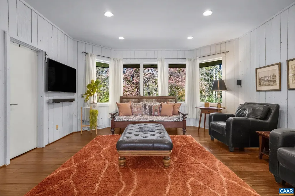 5498 Wyant Lane Charlottesville VA 22903