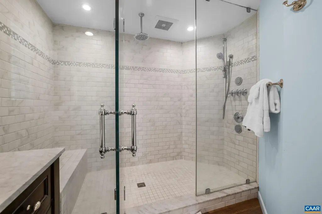 5498 Wyant Lane Charlottesville VA 22903