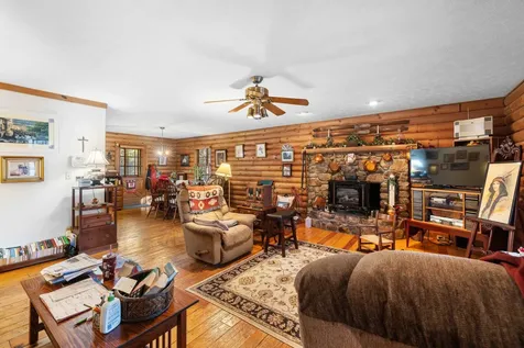 185 Fort Road Mcgaheysville VA 22840