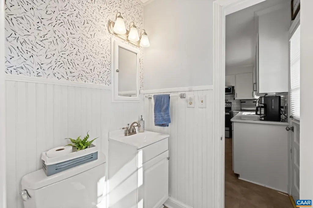 228 Piedmont Street Orange VA 22960