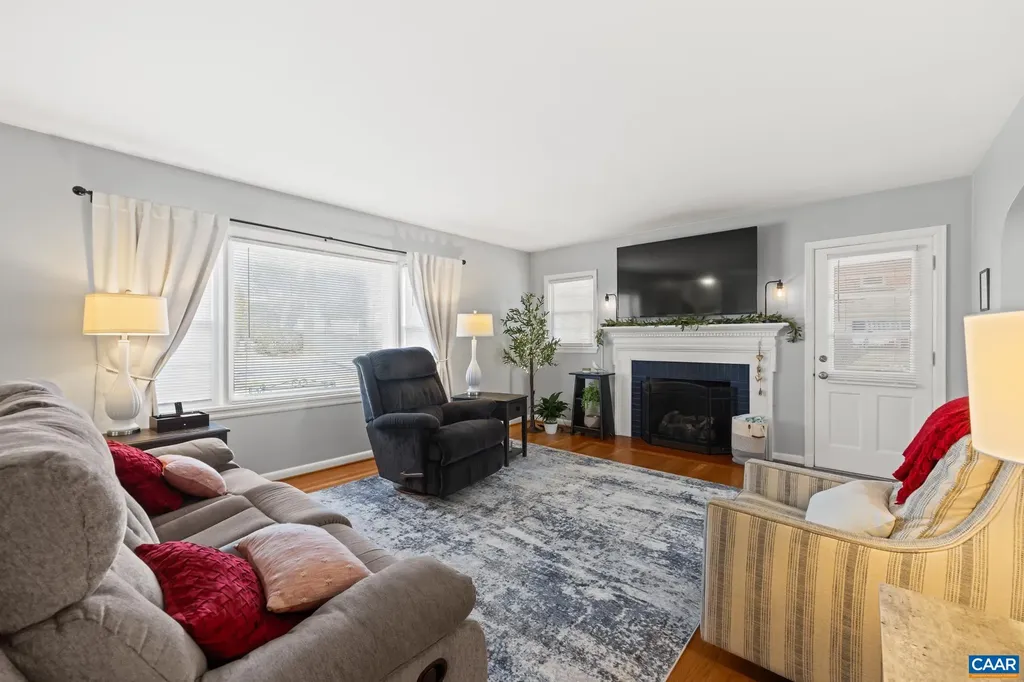 228 Piedmont Street Orange VA 22960