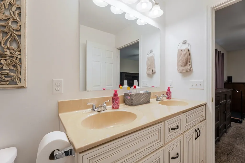 401 C Street W Elkton VA 22827