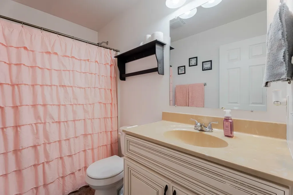 401 C Street W Elkton VA 22827