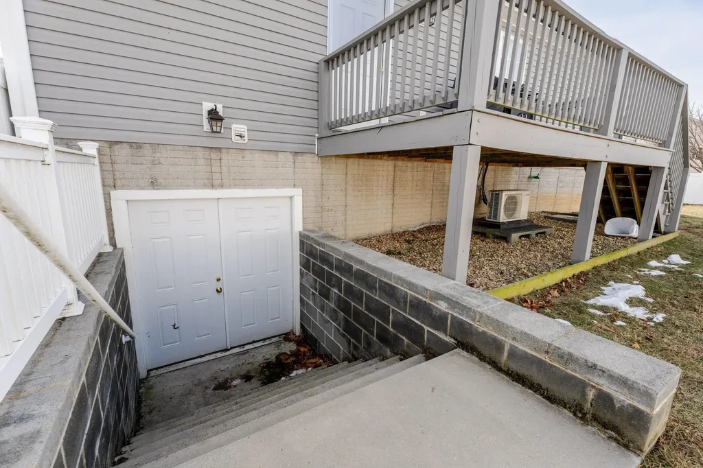 401 C Street W Elkton VA 22827