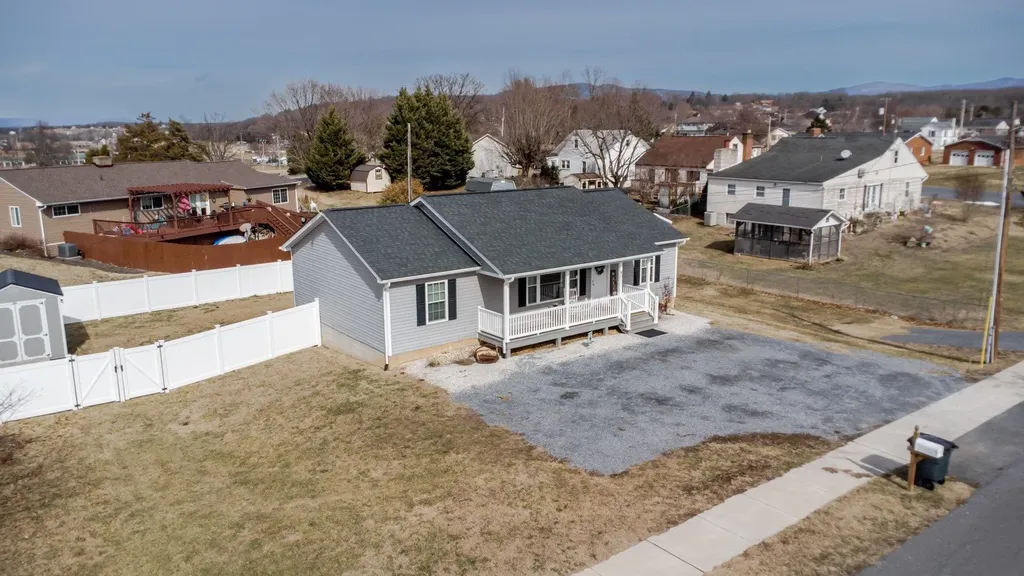 401 C Street W Elkton VA 22827