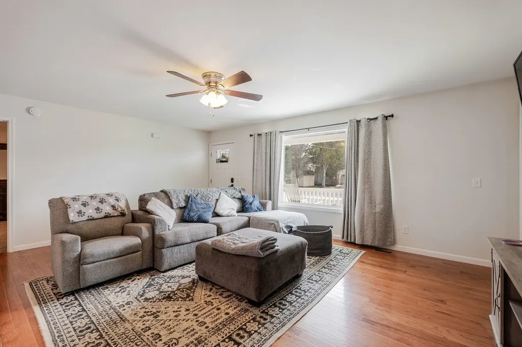 401 C Street W Elkton VA 22827