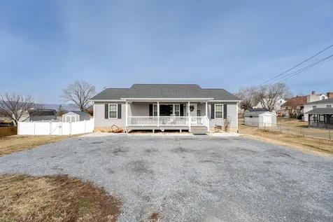 401 C Street W Elkton VA 22827