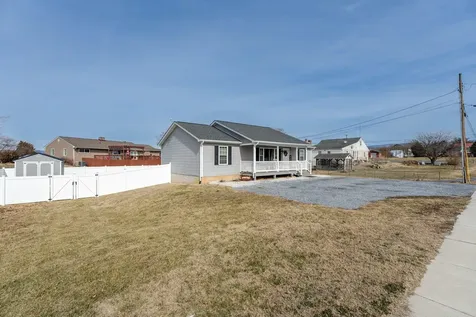 401 C Street W Elkton VA 22827