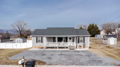 401 C Street W Elkton VA 22827