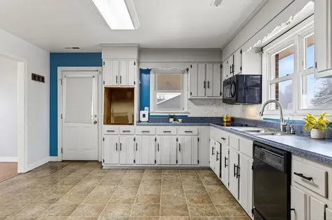 138 Tinkling Spring Road Fishersville VA 22939