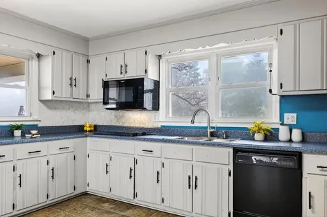 138 Tinkling Spring Road Fishersville VA 22939