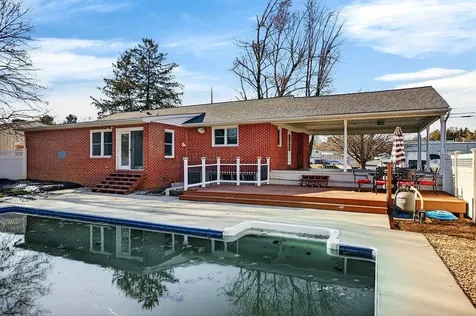 138 Tinkling Spring Road Fishersville VA 22939